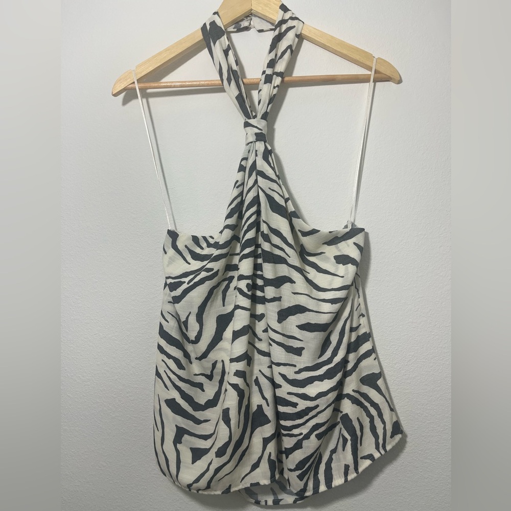 NINE WEST Zebra Print Halter Top. Resort vacation Chic Summer look